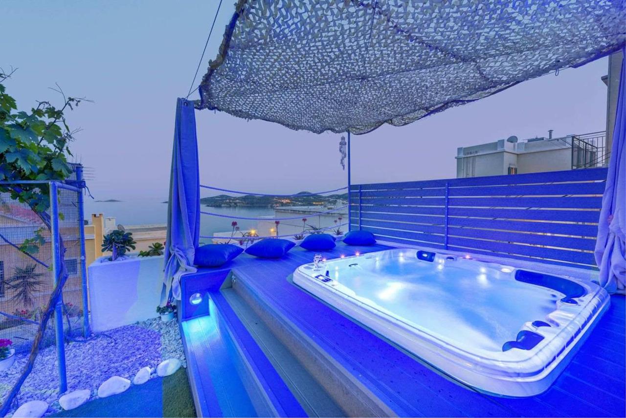 Outdoor jacuzzi